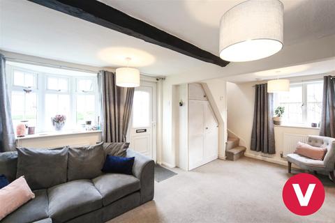 4 Birmingham Road, Alcester, B49 5ES