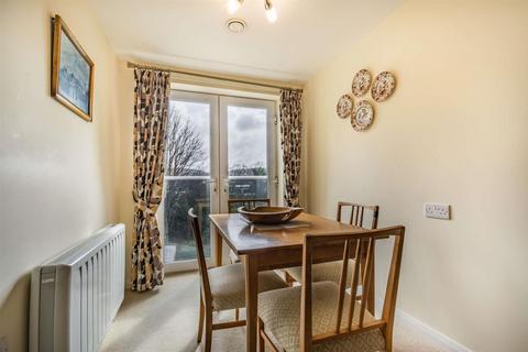 2 bedroom apartment for sale - Windsor House, Abbeydale Road, Sheffield, S7 2BN