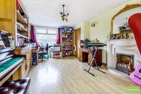 24 Brownhill Road, North Baddesley, Southampton, SO52 9EZ