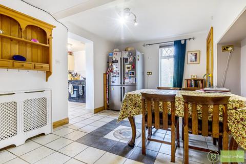 24 Brownhill Road, North Baddesley, Southampton, SO52 9EZ