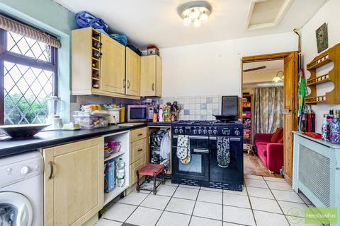 24 Brownhill Road, North Baddesley, Southampton, SO52 9EZ