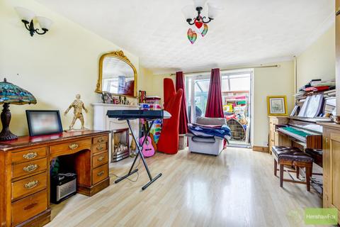 24 Brownhill Road, North Baddesley, Southampton, SO52 9EZ