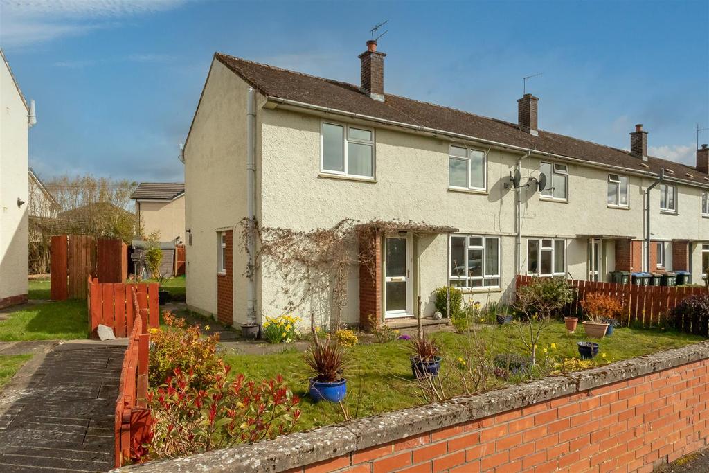 Stormont Road, Scone, Perth 3 bed end of terrace house £162,500