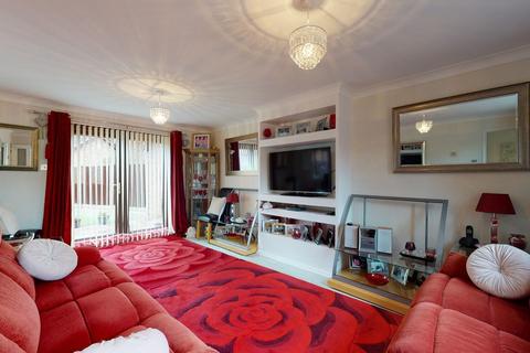 5 Amos Close, Herne Bay, CT6 6UH