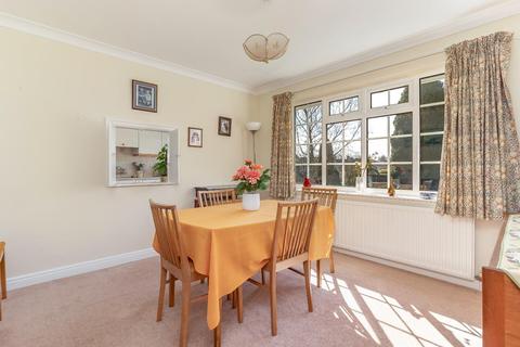 4 Beech Close, Farnham, Knaresborough, HG5 9JJ
