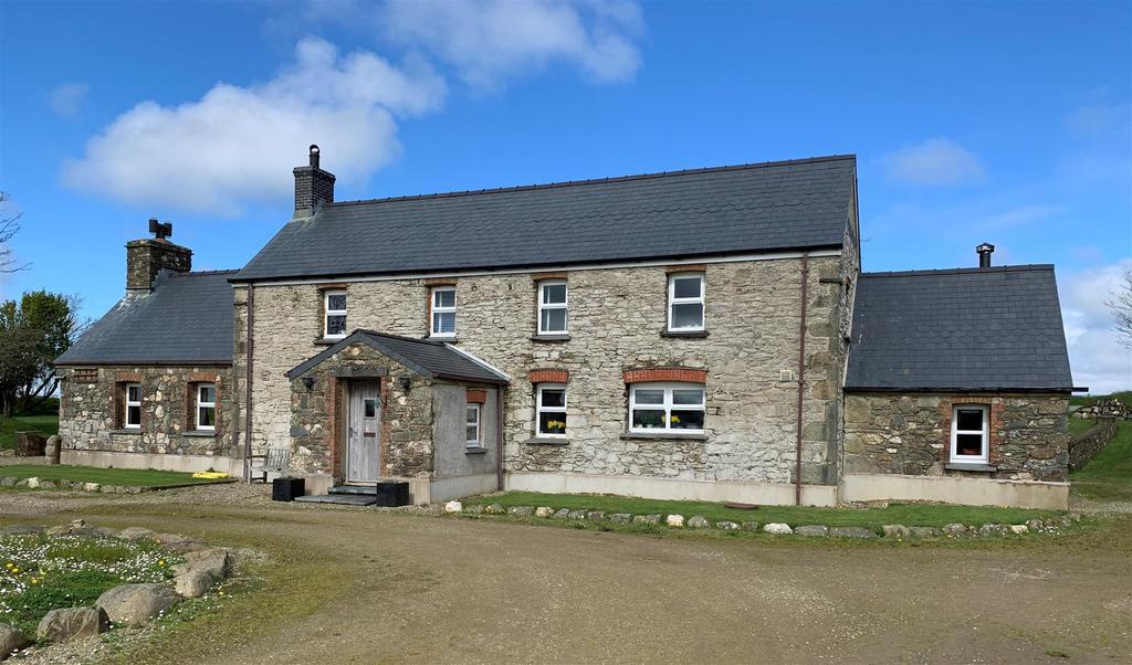 Penlan Mabws Uchaf, Mathry, Haverfordwest 5 bed property with land for