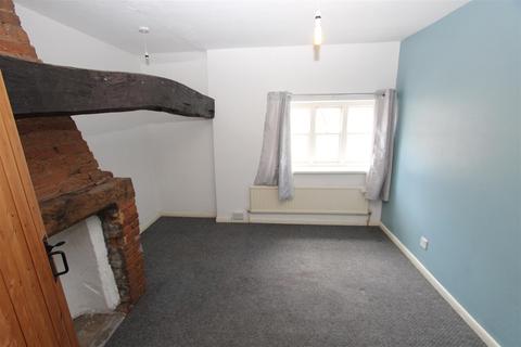 2 bedroom terraced house to rent - High Street, Milton Regis, Sittingbourne