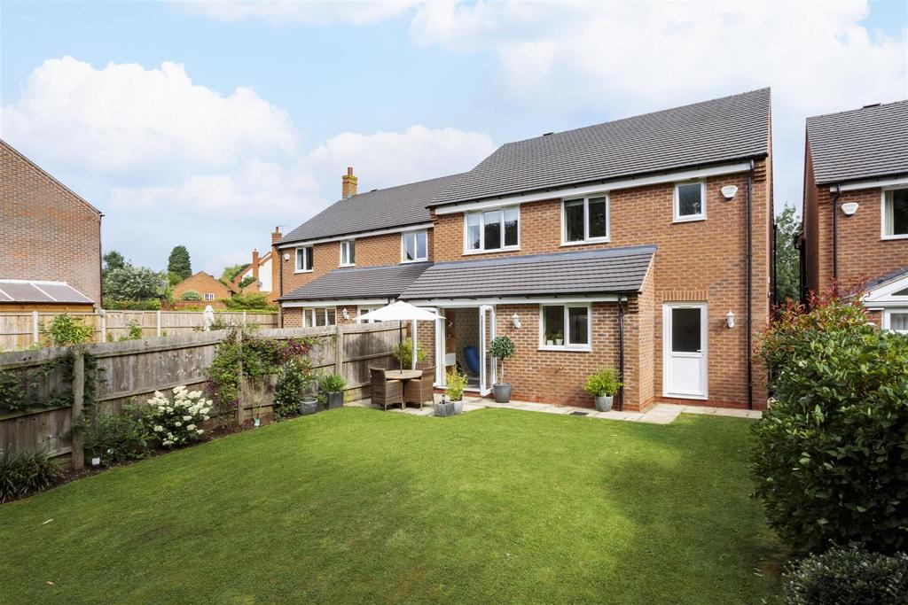 Leicester Lane, Desford 4 bed detached house £400,000