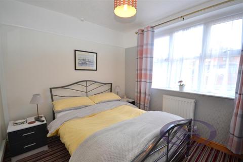 2 bedroom detached bungalow for sale - Biddulph Road, Stoke-On-Trent