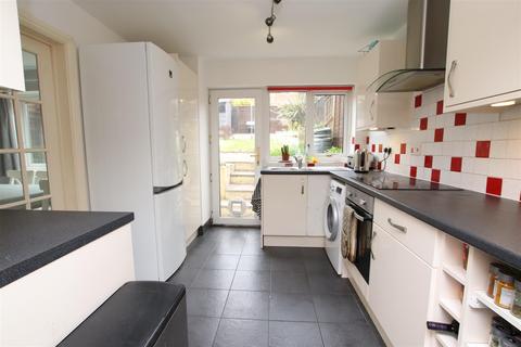 51 Pellinore Road, Exeter, EX4 9BN