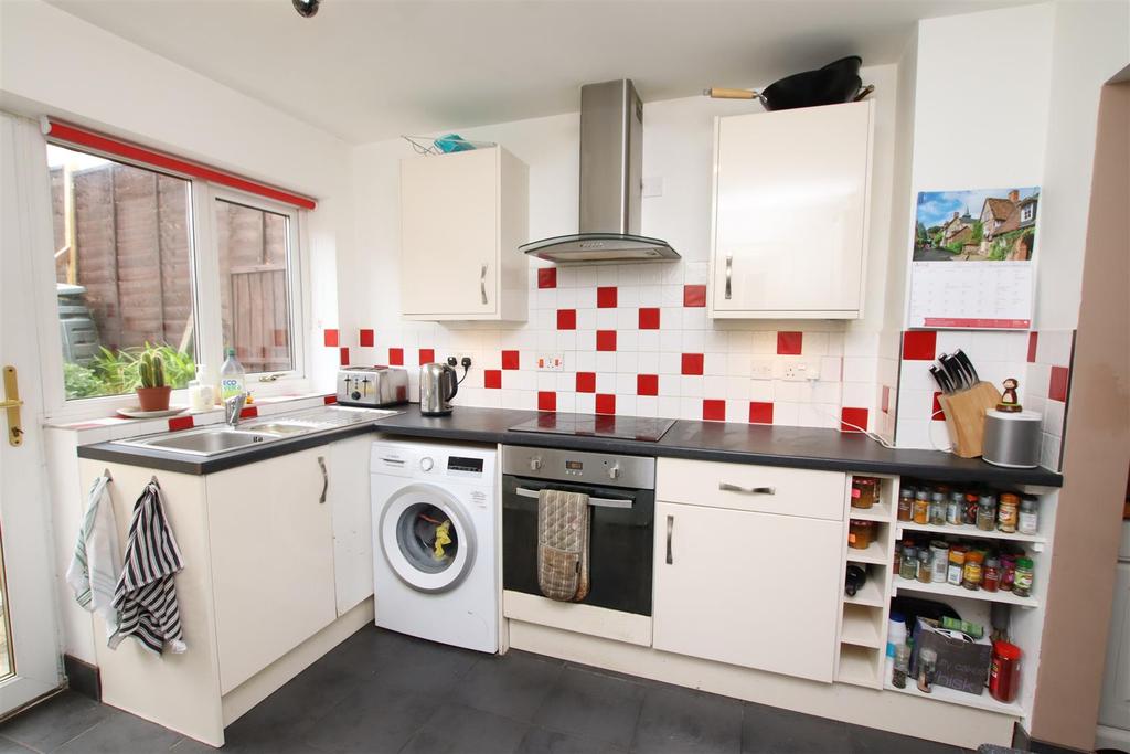 Kitchen.JPG