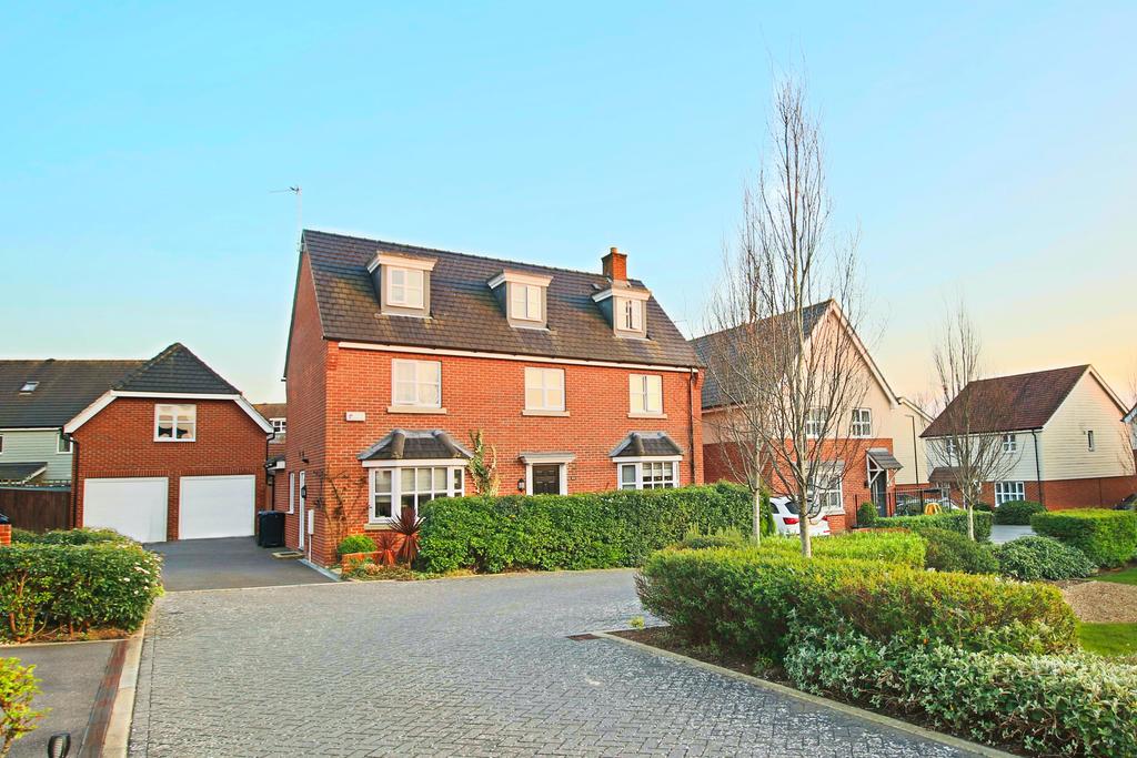 Larkspur Drive, Burgess Hill, West... 5 bed detached house £750,000