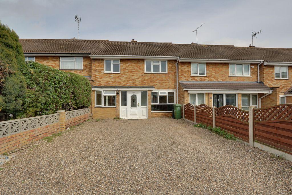 Curling Tye, Basildon SS14 2PZ 3 bed terraced house £1,350 pcm (£312 pw)