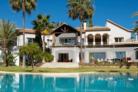 8 bedroom villa, Los Flamingos, Benahavis, Malaga, Spain