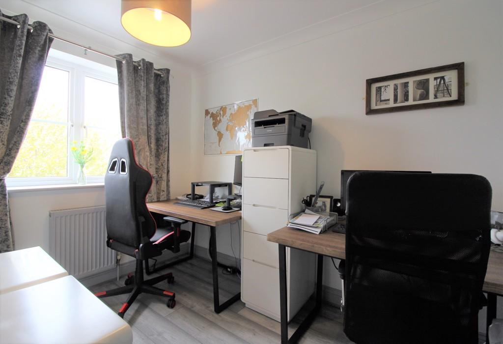 Bedroom (used as an office)