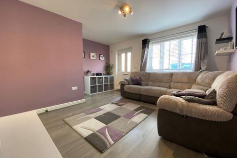 52 Dandelion Close, Northampton, NN3 5FB