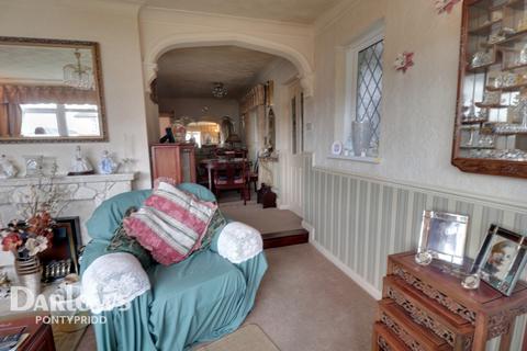 2 bedroom detached bungalow for sale - Dyffryn Road, PONTYPRIDD