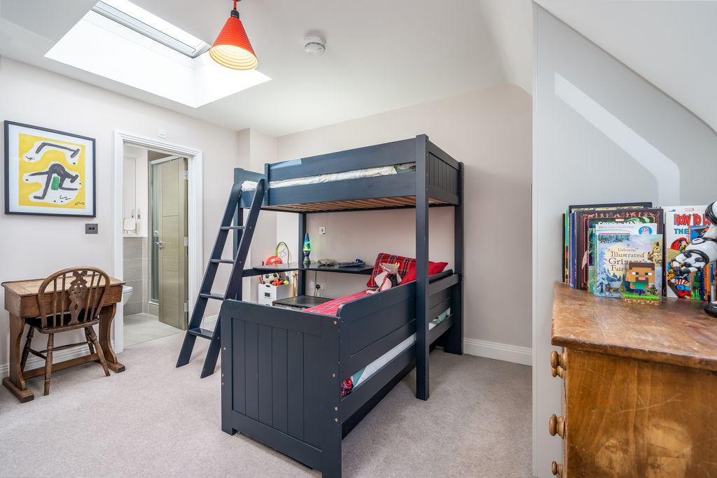 Bedroom 2 (Double with Ensuite)