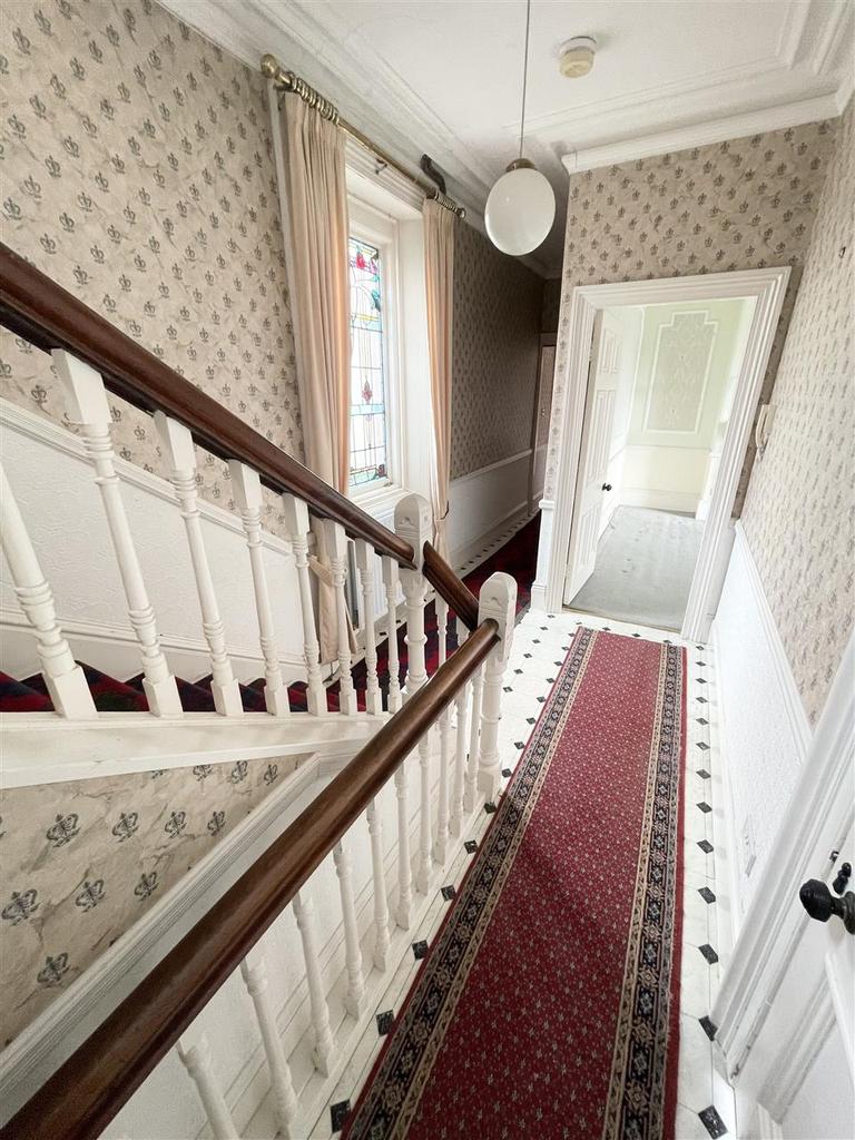 Steps to door and