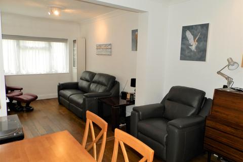 153 Howard Road, Upminster, RM14 2UQ