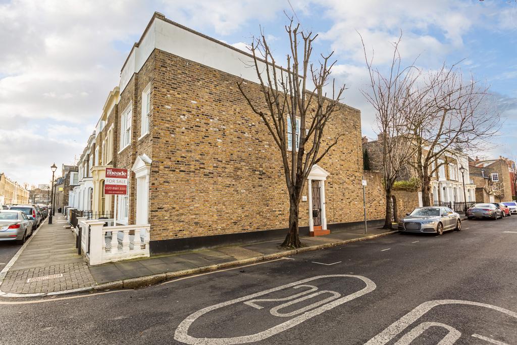 Tredegar Terrace, E3 3 bed end of terrace house £1,100,000
