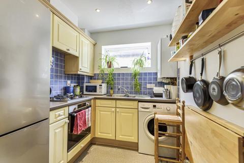 1 bedroom apartment to rent, BROWNS COURT,  Bower,  Slough,  SL1