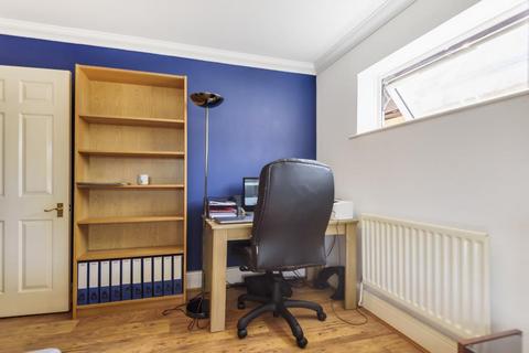 1 bedroom apartment to rent, BROWNS COURT,  Bower,  Slough,  SL1
