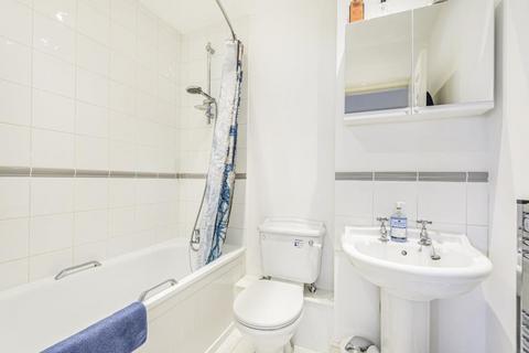 1 bedroom apartment to rent, BROWNS COURT,  Bower,  Slough,  SL1