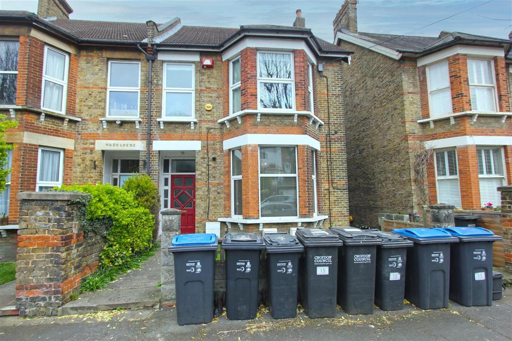 Avondale Road, South Croydon 2 bed apartment £240,000