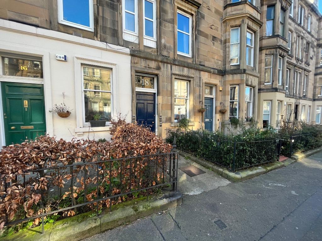 Brunton Terrace, Hillside, Edinburgh, EH7 1 bed flat £850 pcm (£196 pw)