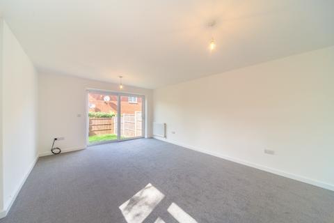 41a Mortimer Gardens, Tadley, RG26 3UP