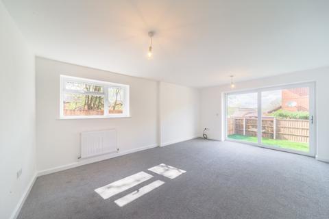 41a Mortimer Gardens, Tadley, RG26 3UP