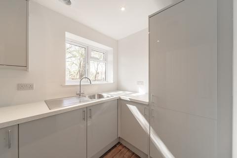 41a Mortimer Gardens, Tadley, RG26 3UP