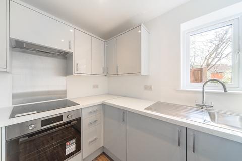41a Mortimer Gardens, Tadley, RG26 3UP