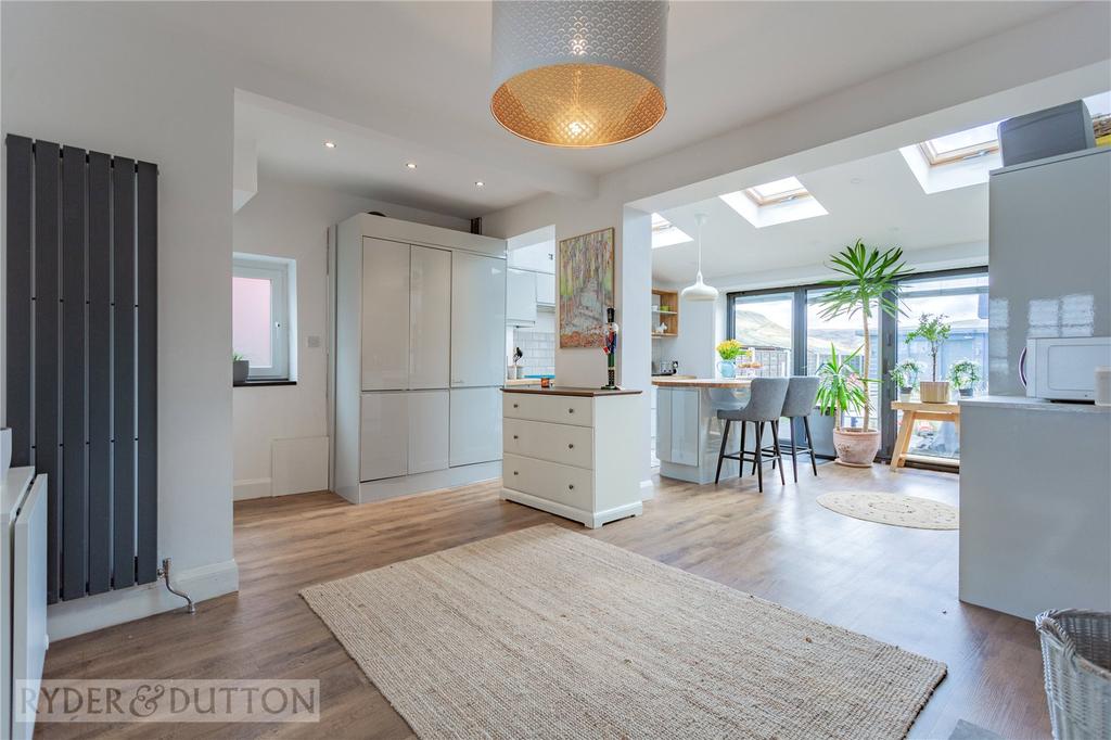 Open Plan Rear:
