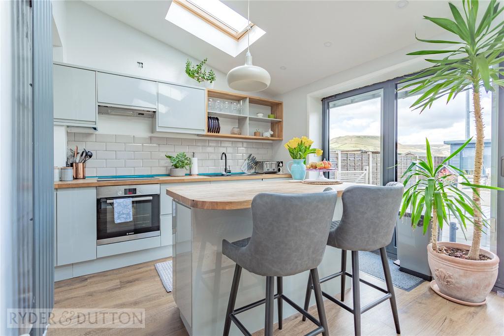 Contemporary Kitchen