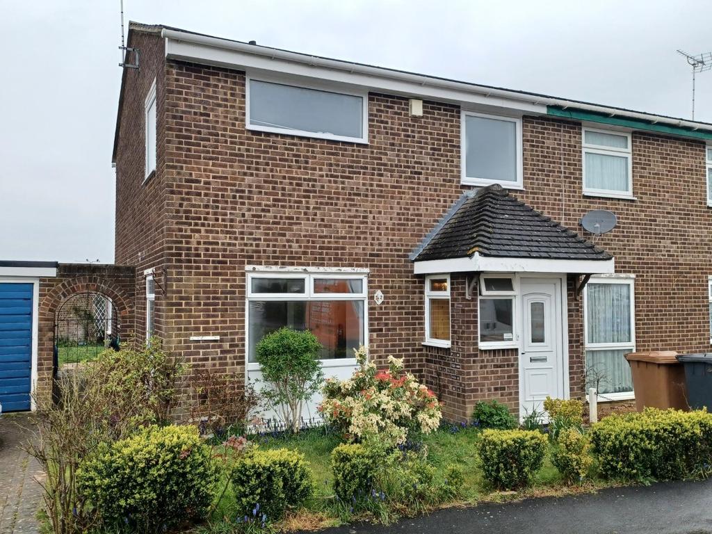 Ringwood Drive, North Baddesley 3 bed semidetached house £1,400 pcm