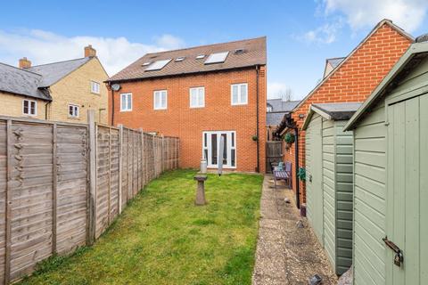 7 Hazeldene Close, Eynsham, Witney, OX29 4AD
