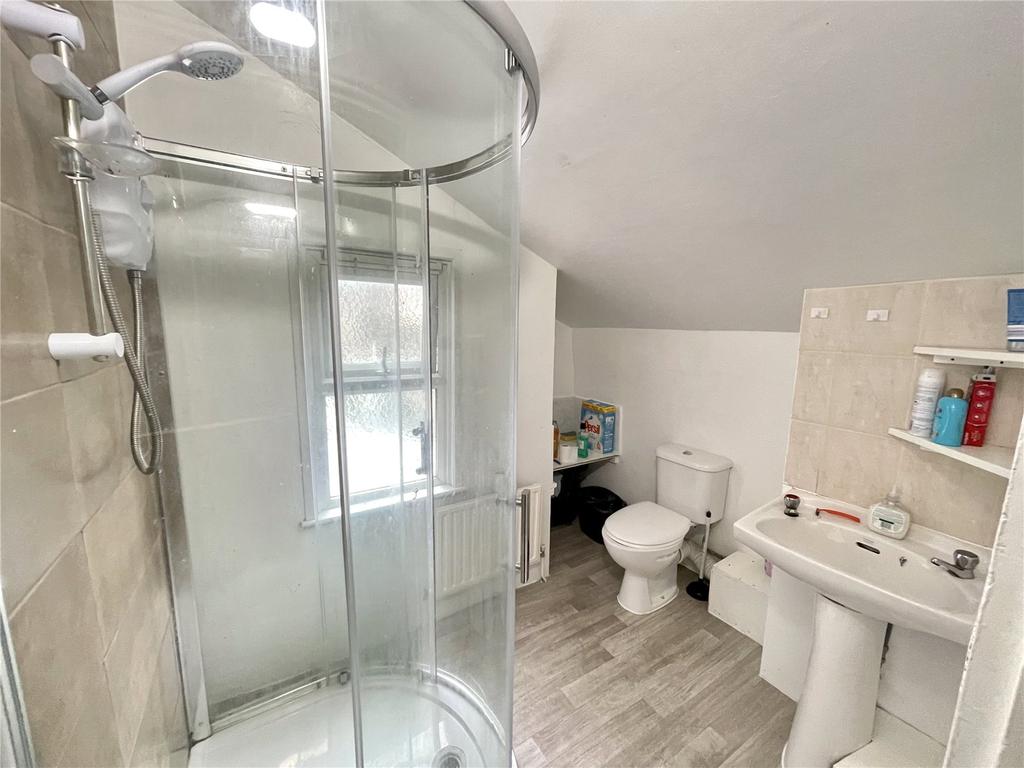 First Floor Bathroom