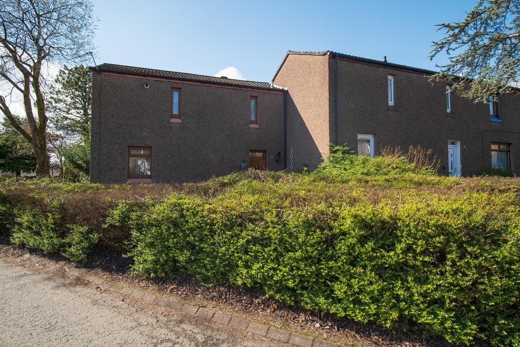Ben Nevis Way, Cumbernauld G68 2 bed end of terrace house £103,000