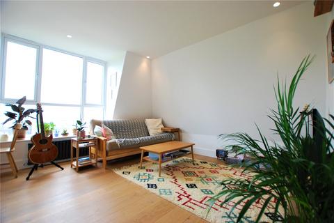 1 bedroom apartment to rent - Robins Court, Kings Avenue, London, SW4