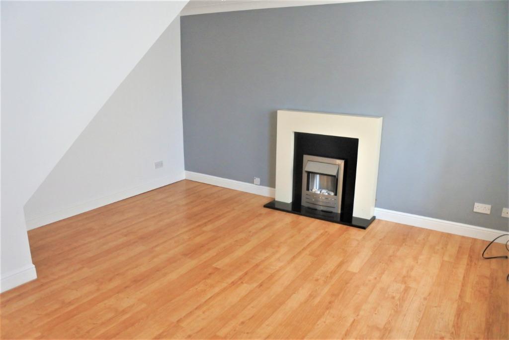 Wensleydale Close, Grantham, NG31 3 bed semidetached house £220,000