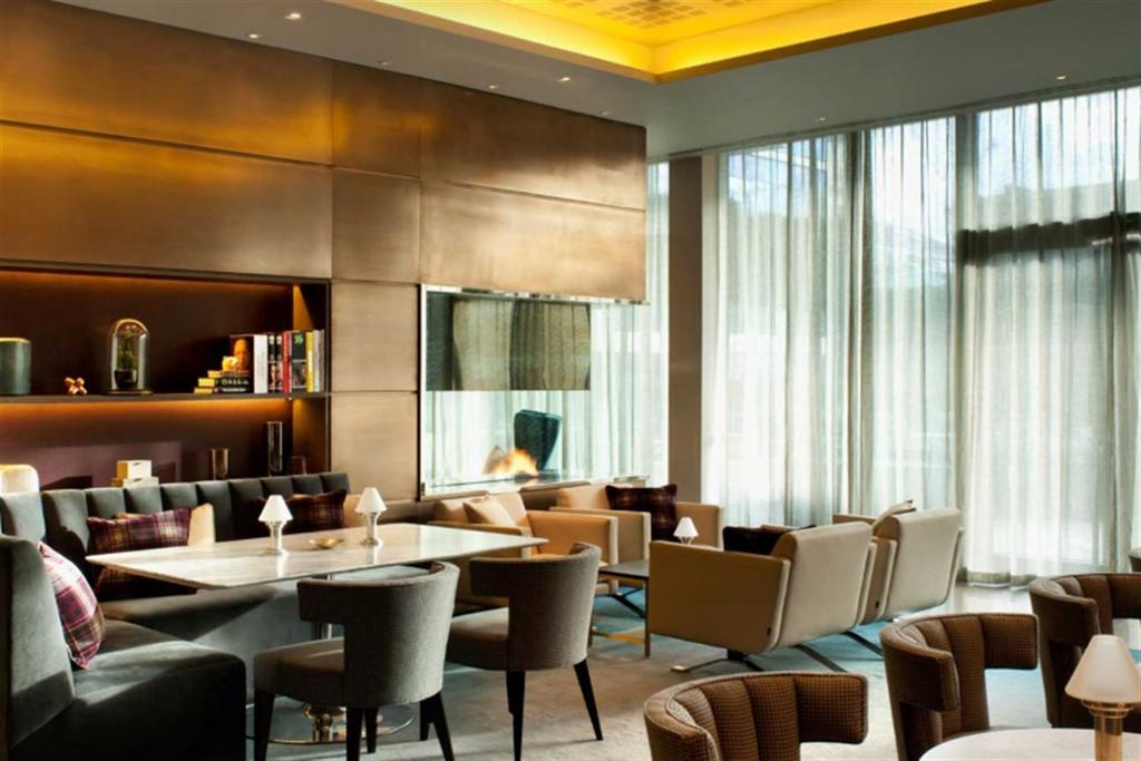 Private Lounge