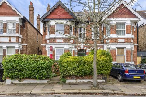 48a Chatsworth Gardens, London, W3 9LW