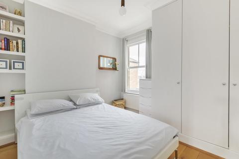 48a Chatsworth Gardens, London, W3 9LW