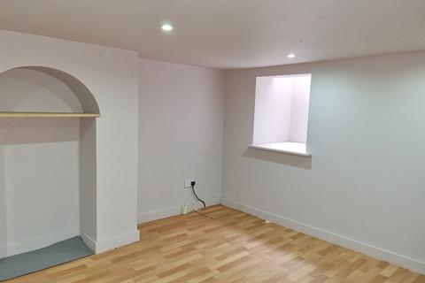 51 Nelson Road, Worcester, WR2 5BL