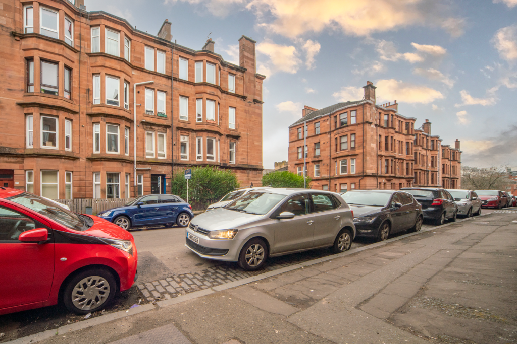 Flat 2/3, 22 Apsley Street, Glasgow 1 bed apartment £135,000