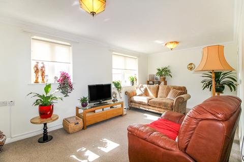 1 bedroom apartment for sale - Fernhill Lodge,  Farnborough, GU14