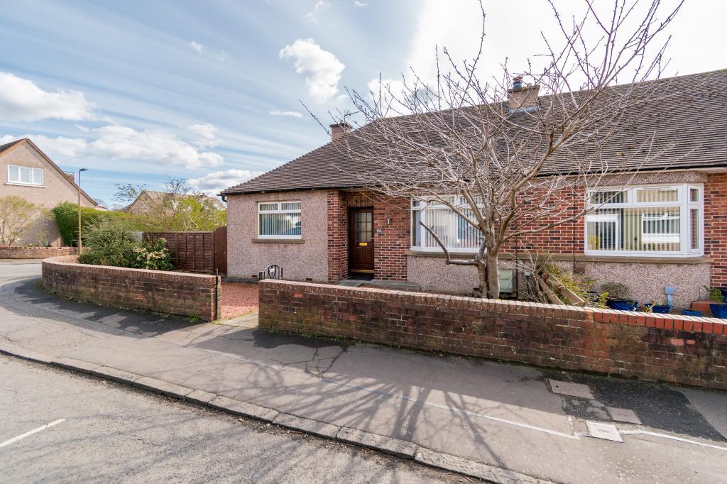 105 Caroline Terrace, Corstorphine... 3 bed semidetached bungalow £