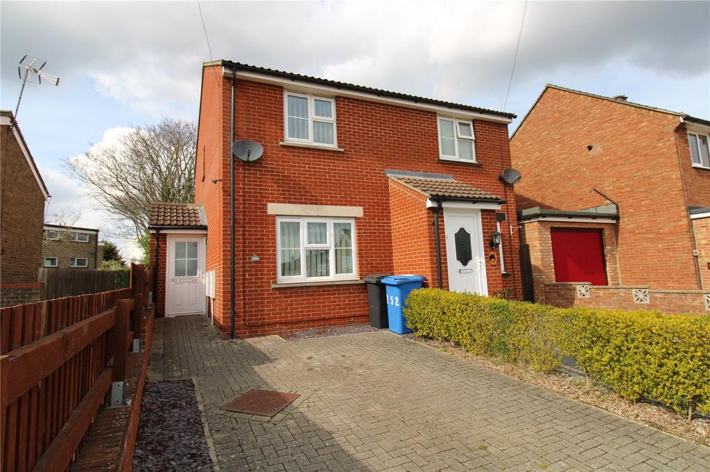 Sheldrake Drive, Ipswich, IP2 2 bed semidetached house £875 pcm (£
